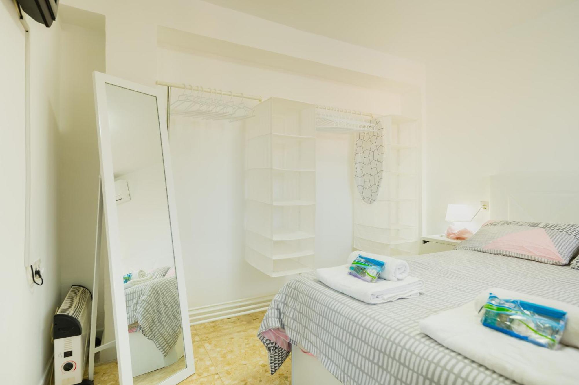 Apartamento Luminoso Seville Exterior photo
